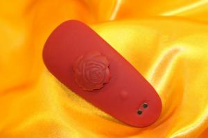 Kauko-ohjattava tärisevä vaunu