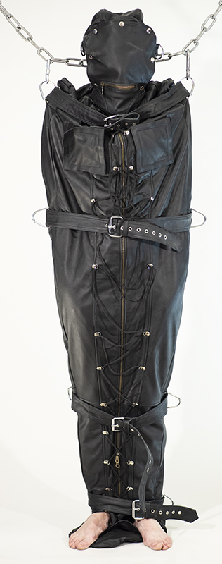 Body bags in genuine leather