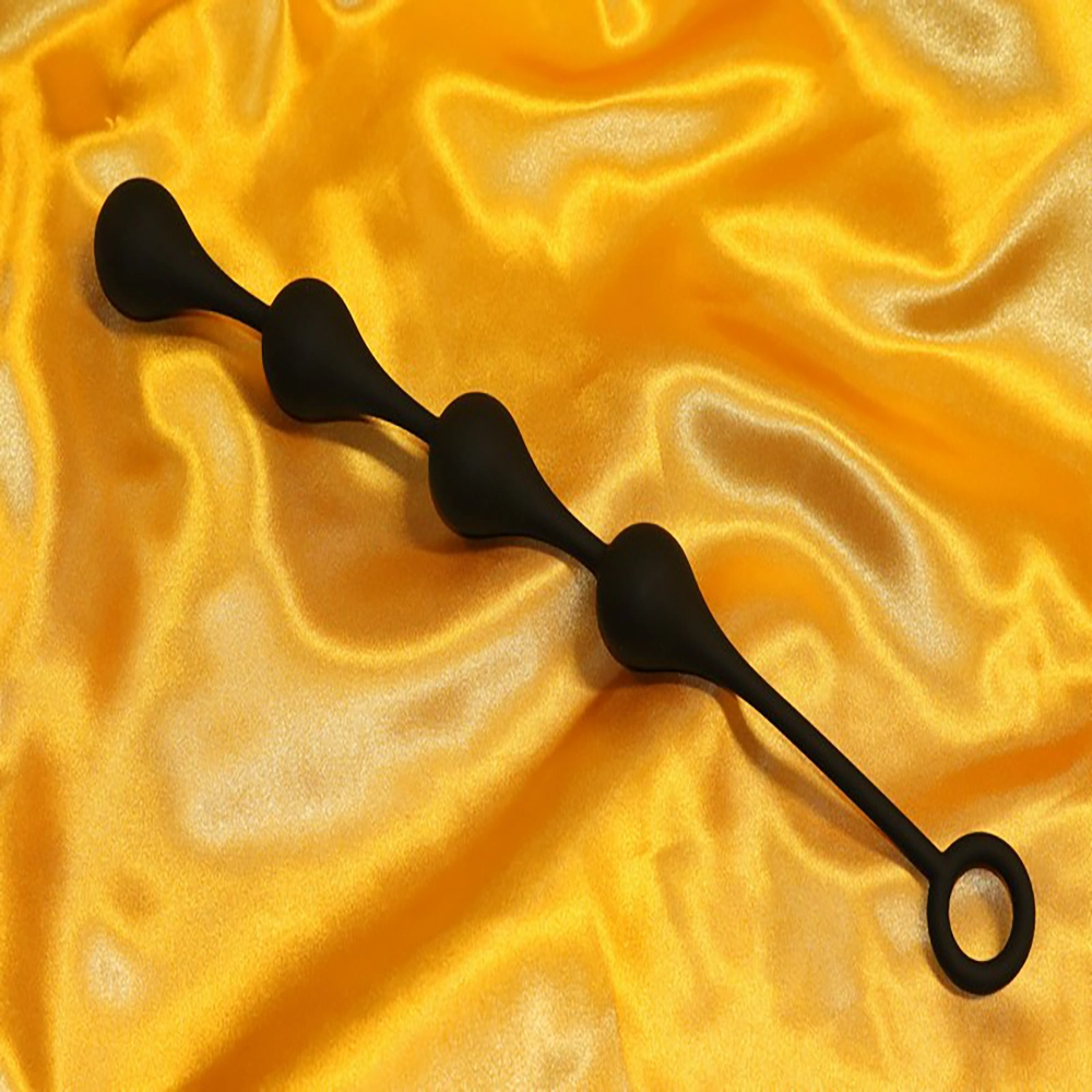 Pieni musta Anal Beads Hot Drops -helmi silikonista – intensiiviseen anaalinautintoon Chambers of Lovelta.