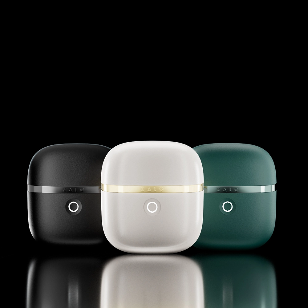 Kaikki kolme APIS-värisevää penisrengasta (ZALO) – valkoinen, musta ja vihreä – esillä ja valmiina asiakkaille Chambers of Lovella.