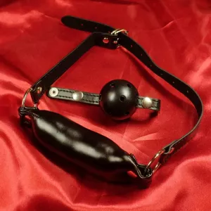 Bitti- ja pallogag pehmeästä PU-nahasta, Chambers of Love.