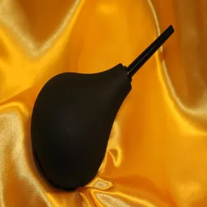 Easy Clean lavemangspruta med mjuk silikon ballong för säker anal rengöring från Chambers of Love