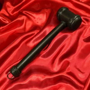 Pieni BDSM-vasaraklubi aidosta lampaanahasta, Chambers of Love. Eksklusiivinen impact-väline syviin iskuihin ja hallittuun stimulointiin.