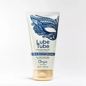 Orgie Lube Tube Extra liukuvoide ylellisellä, pitkäkestoisella koostumuksella, joka ei kuivu yhdynnän aikana. Tuotepakkaus valkoista taustaa vasten.