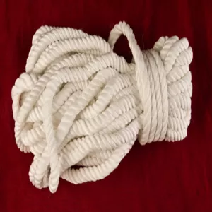 Silkkibondageköysi Valkoinen - Chambers of Love, 10 metriä pitkä ja 7 mm paksu. Täydellinen niille, jotka etsivät tyyliä ja turvallisuutta bondagekokemuksiinsa.