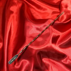 Yksittäinen dilataattori Chambers of Lovelta – Eksklusiivinen ruostumattomasta teräksestä valmistettu dilataattori, 290 mm pitkä ja 4 mm halkaisijaltaan, suunniteltu tarkkuuteen ja intensiivisiin kokemuksiin.