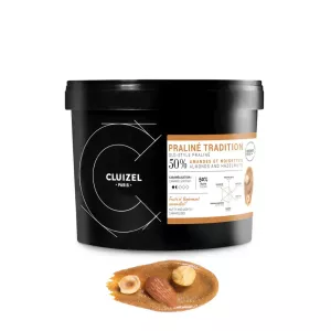 Finmalen mandel och hasselnötpraliné från Cluizel