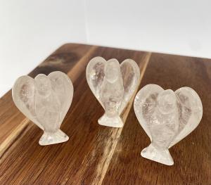 ÄNGEL I BERGSKRISTALL