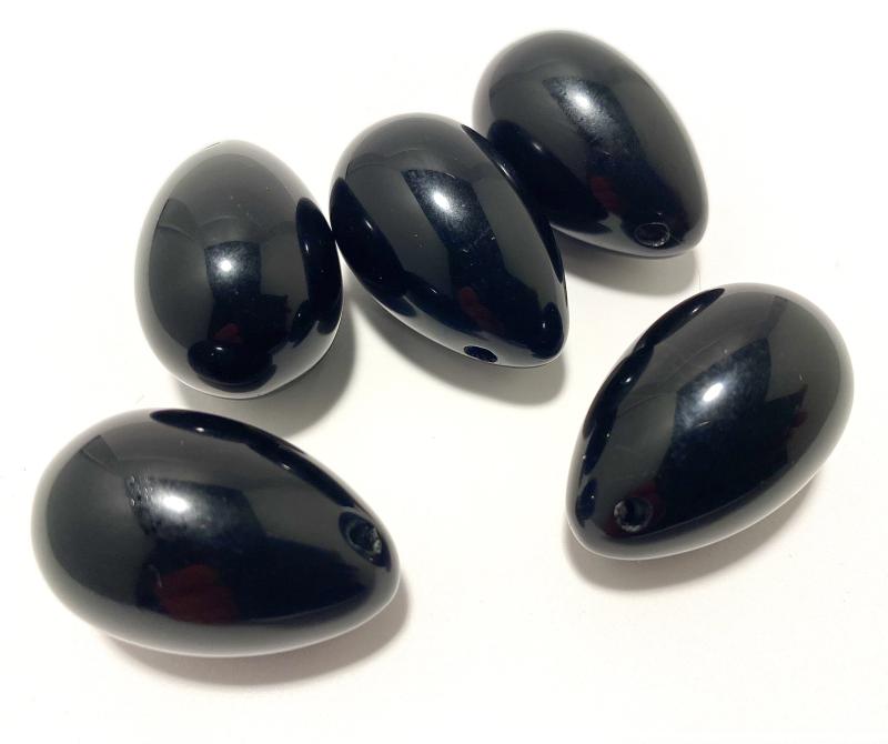 YONI ÄGG I OBSIDIAN