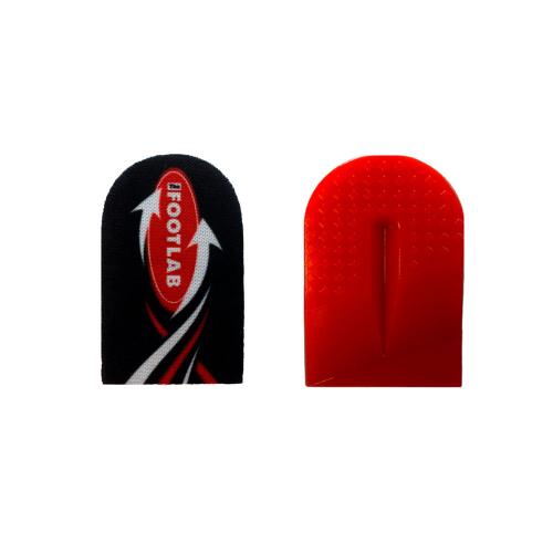 Skoinlägg / hälkil i rött silikonmaterial med tyg på ena sidan, lindrar hälsporre.