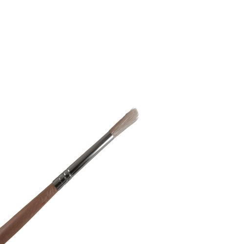 Liten pensel med skaft i naturfärgat trä och rund borst. För påföring av paraffin eller ansiktsmasker.