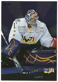 2011-12 SHL s.1 Glove Save #05 Daniel Larsson HV71