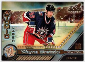 Wayne Gretzky - 1998-99 Aurora Atomic Laser Cuts #13