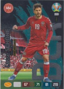 Adrenalyn Euro 2020 - 103 - Lasse Schöne (Denmark) - Fans' Favourite