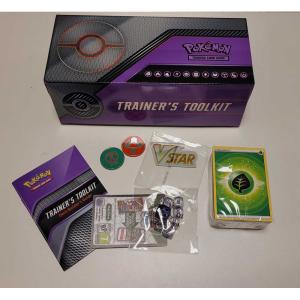 Pokémon förvaring och tillbehörs-kit (Låda, markörer, tärningar och energier)
