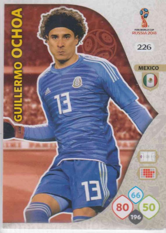 WC18 - 226  Guillermo Ochoa (Mexico) - Team Mates