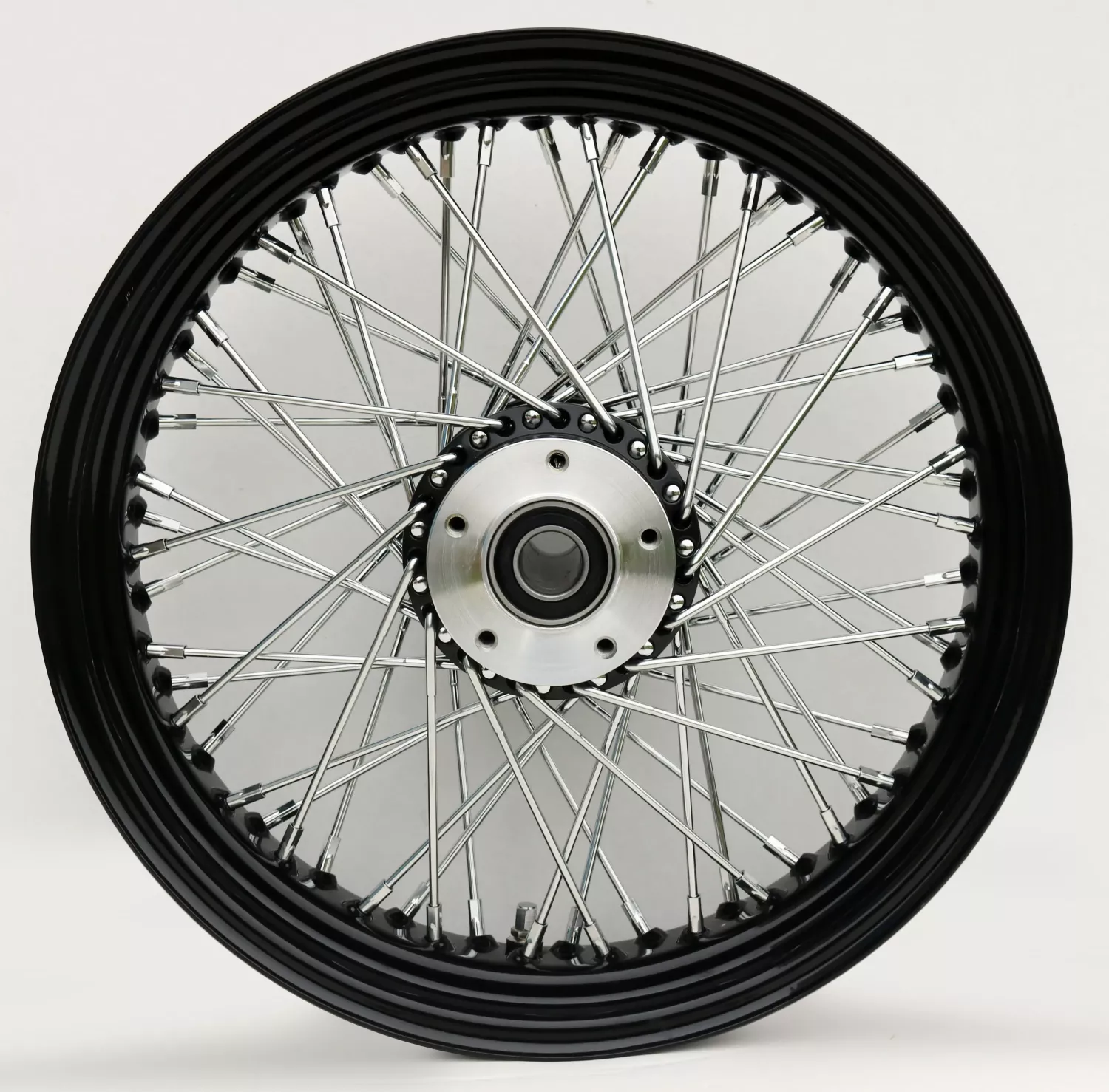 HardDrive 051-0258 Rear Wheel – 16x3.5 Inch, 48-Spoke, Chrome, Sealed For Tubeless Tires (for Harley & Custom V-Twins)