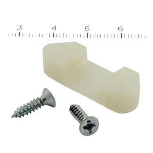 Alternator plug retainer