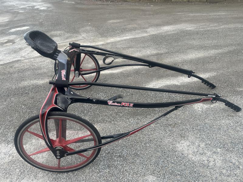 Begagnad Custom FCS II