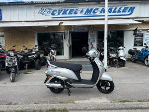 Suzuki ADDRESS 125