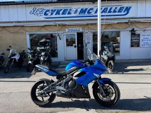 Kawasaki ER-6f Ninja 0.65