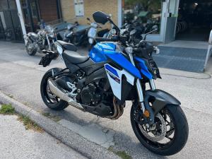 Suzuki GSX-S950
