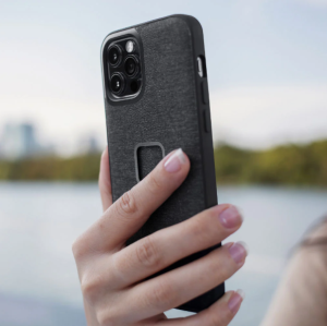 PEAK DESIGN FABRIC CASE IPHONE 15 CHARCOAL-EVERYDAY CASE