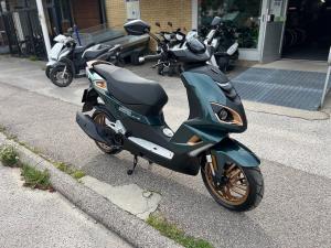 Peugeot SPEEDFIGHT SPORTLINE Midnight Green €5+