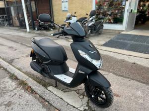 Peugeot KISBEE Black Edition