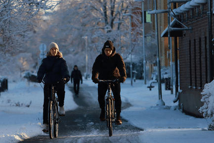 Håll dig varm när du cyklar i vinter med rätt kläder