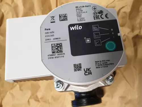 Bosch Cirk.pump WILO PARA 25-130/8-75/SC SP