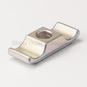 (U) RÖRKLAMMA D 20MM