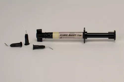 Clearfil Majesty Flow OA3 spruta 3,2gr