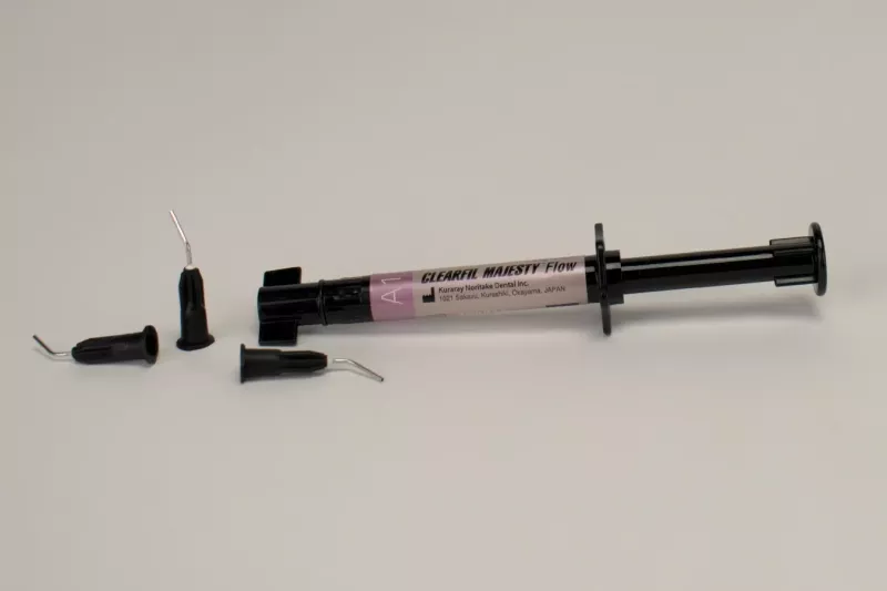 Clearfil Majesty Flow A1 spruta 3,2gr