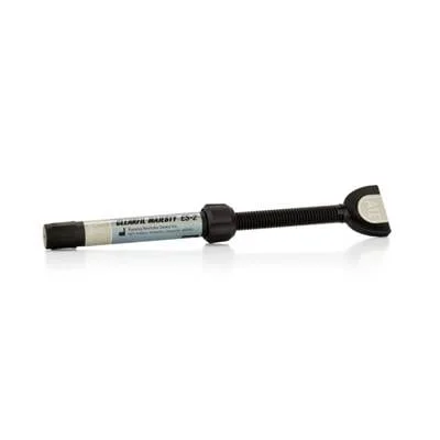 Clearfil Majesty ES-2 Grey spruta 1,8gr