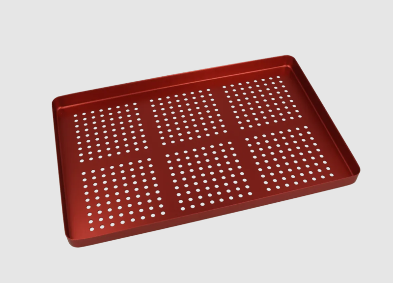 Norm-Tray Perforerad Bricka Röd