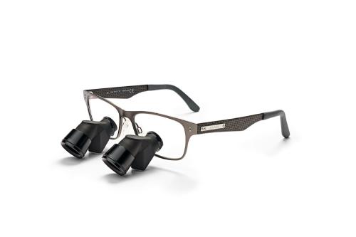 Ergo Advanced Ash luppglasögon x3,5, x4,5 eller x5,7