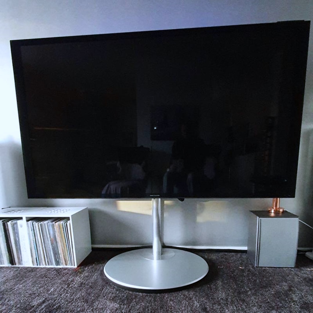 Preowned Beovision Avant TV with Warranty - Designed-AV Shop