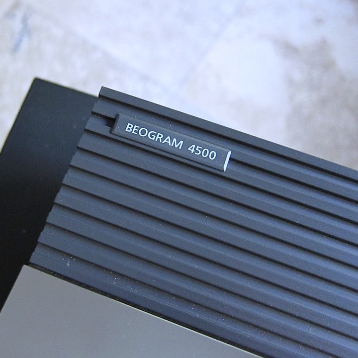 Beogram 4500 vinyl player
