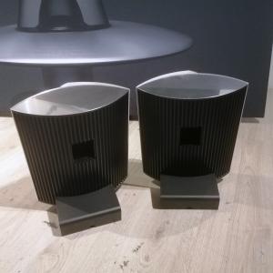 Beolab 4000 Active Speakers with Table Stand
