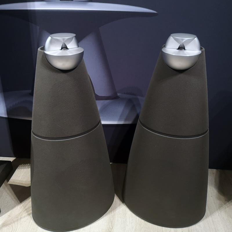 Beolab 9 Active speakers
