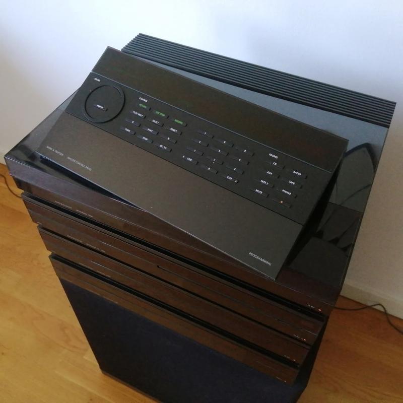 Beosystem 7000 Black Edition including Master Control Panel