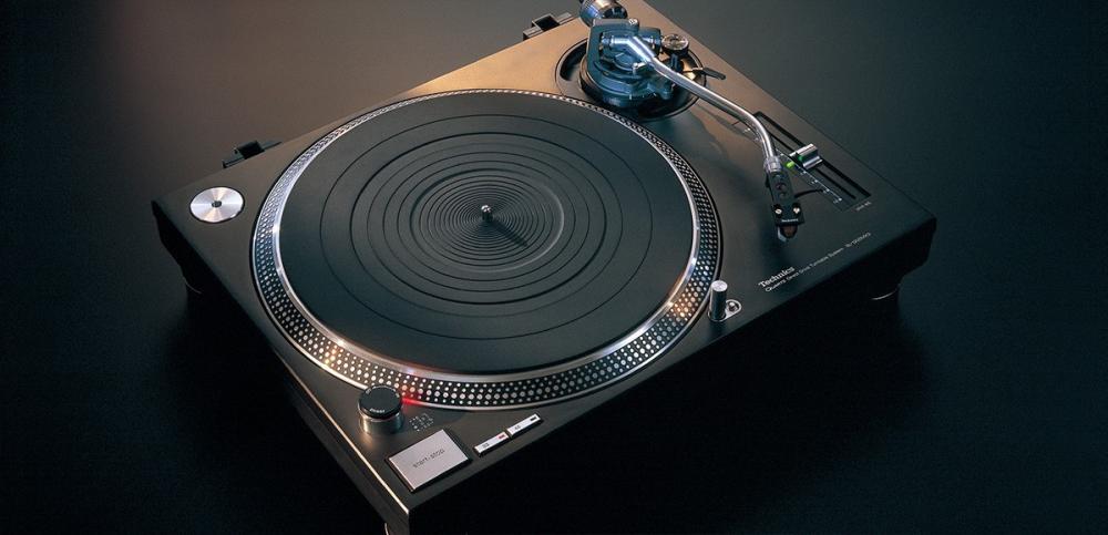 The legendary Technics SL-1200 turntable is back and better than