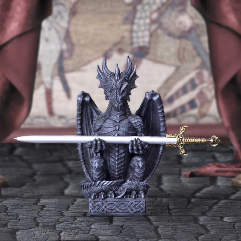 Drake, Dragon Oath Pen Holder