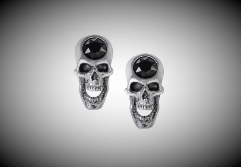 Design örhängen, Screaming skull Studs
