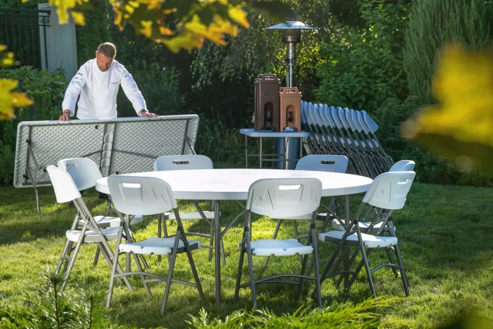 Catering stolar och bord från Hendi.