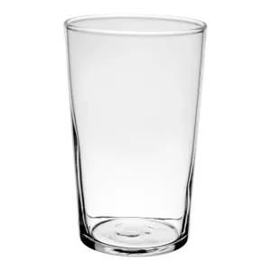 Conique vattenglas som rymmer 25 cl från Arcoroc.