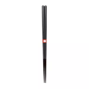 Irosukashi Kurenaino Yashio ätpinnar från Kawai i svart och 23 cm.