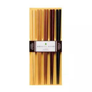 Natural Wood ätpinnar från Kawai i olika färger.