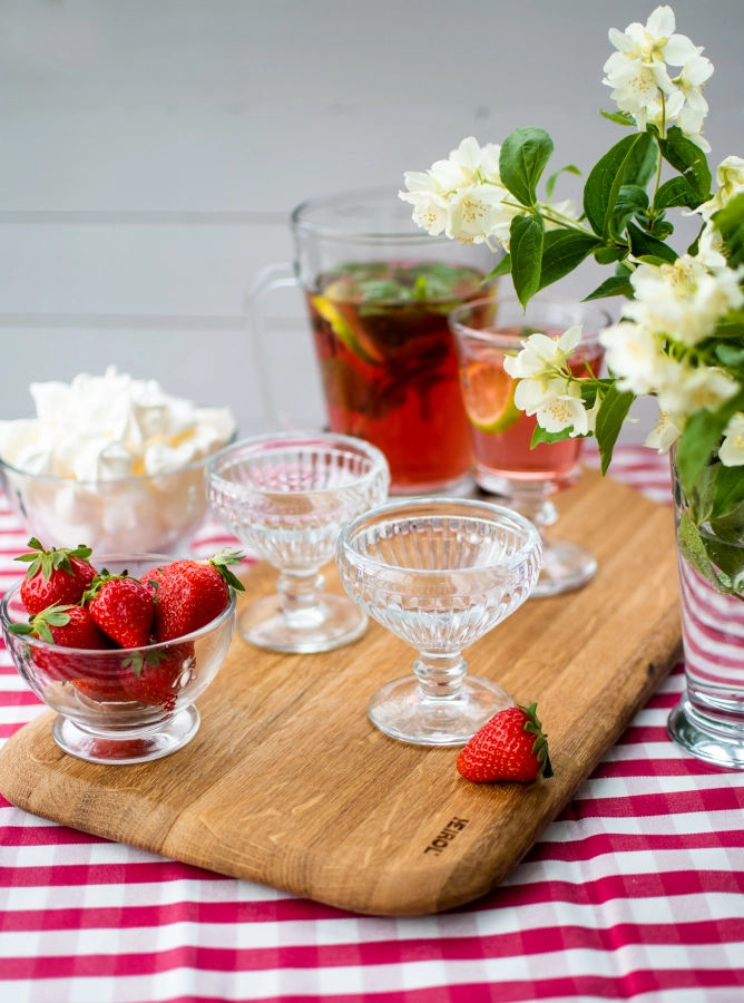 Canaries dessertskål som rymmer 13 cl från La Rochère.